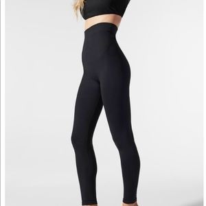 Blanqi Highwaist Postpartum + Nursing Leggings